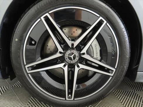 New 2025 Mercedes-Benz C 300 Sedan image 30