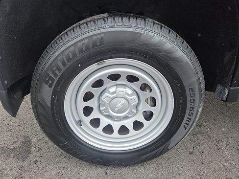 Used 2023 Chevrolet Colorado W/T RWD image 9