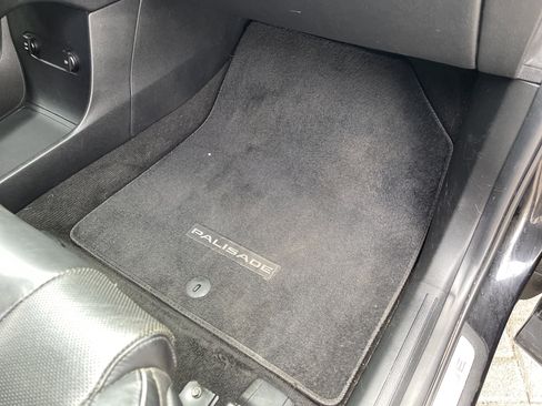 Used 2021 Hyundai Palisade Calligraphy image 39