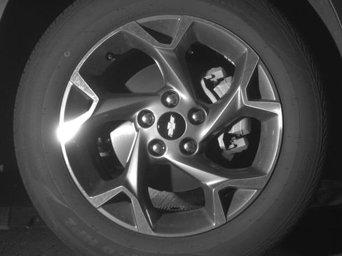 Used 2025 Chevrolet Trax LT image 13