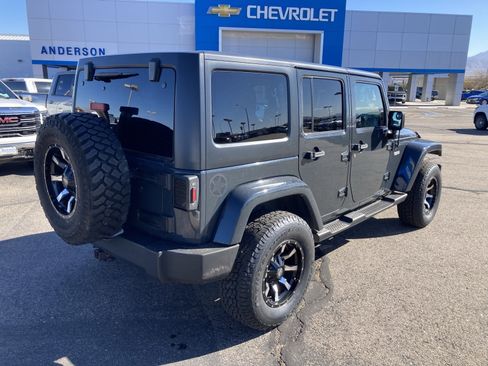 Used 2016 Jeep Wrangler Unlimited Sport image 6