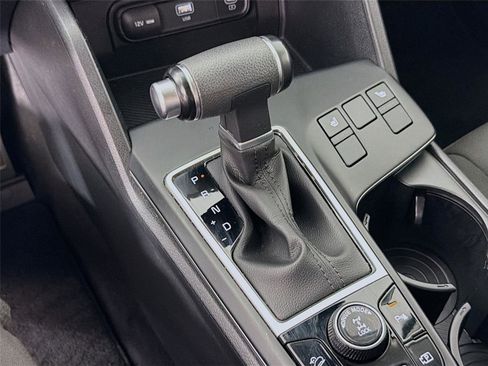 Used 2023 Kia Sportage LX image 17