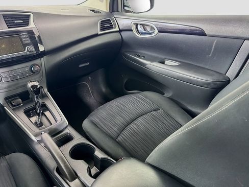 Used 2017 Nissan Sentra SV image 23