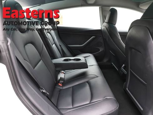 Used 2023 Tesla Model 3 Standard Range image 17