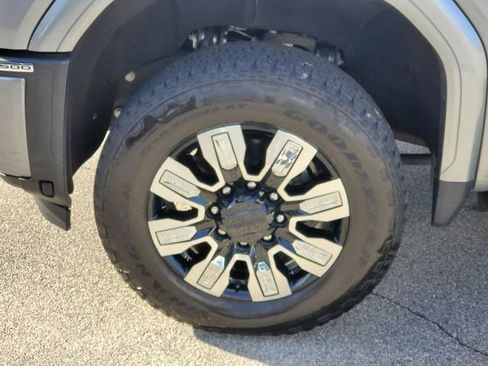 Used 2024 GMC Sierra 2500 Denali w/ Denali Reserve Package image 8