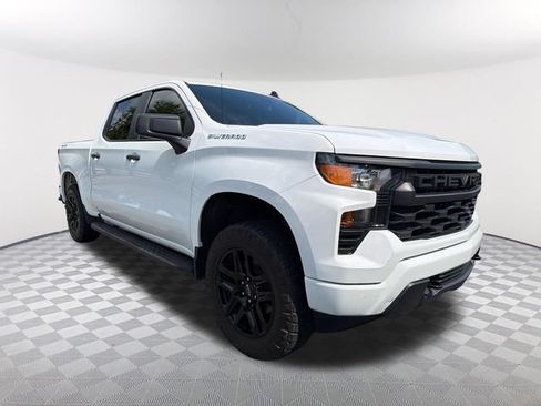 Used 2022 Chevrolet Silverado 1500 Custom AWD/4WD image 3