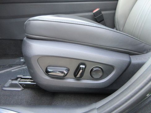 Used 2025 Lexus NX 350h 350h Base w/ Cold Area Package image 31