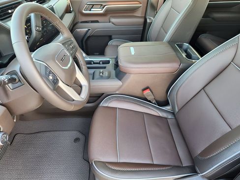 New 2026 GMC Sierra 2500 Denali w/ Denali Reserve Package AWD/4WD image 8