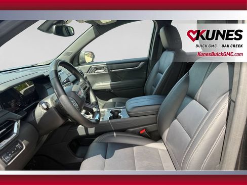 Used 2024 GMC Acadia Elevation AWD/4WD image 22
