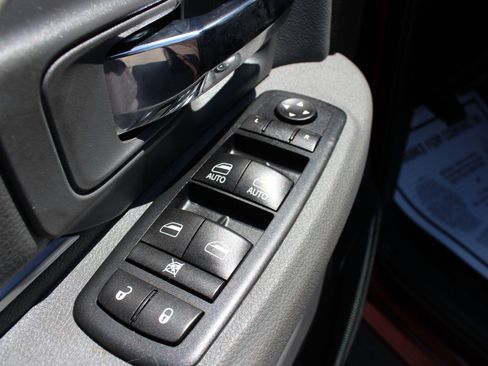 Used 2017 RAM 2500 Big Horn AWD/4WD image 14