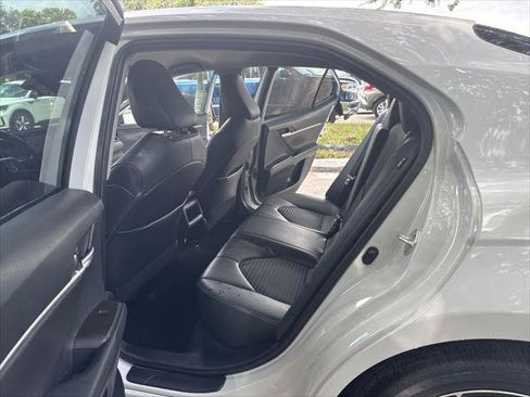 Used 2022 Toyota Camry SE FWD image 21