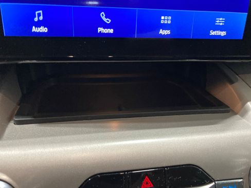 Used 2023 Ford Explorer XLT w/ Equipment Group 202A image 29