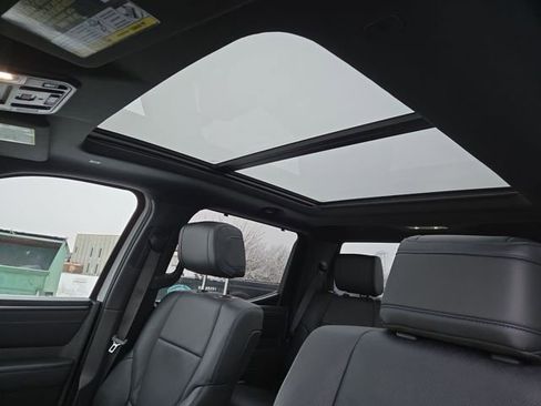 Used 2024 Toyota Tundra Platinum image 30