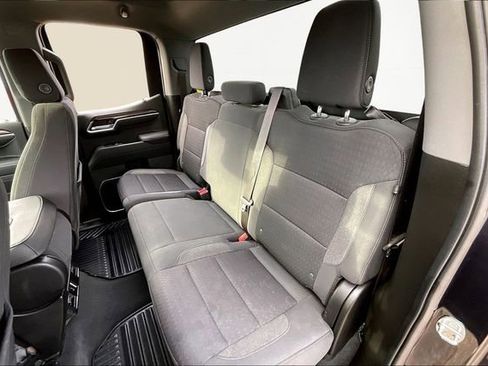 Used 2022 Chevrolet Silverado 1500 LT image 16