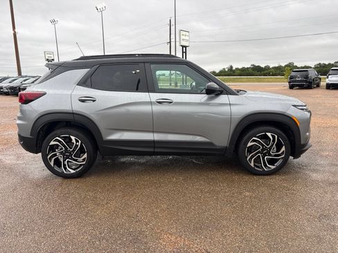 New 2026 Chevrolet TrailBlazer RS w/ Convenience Package FWD image 7
