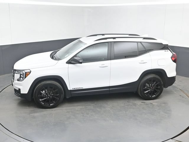 Used 2023 GMC Terrain SLE w/ Elevation Edition AWD/4WD image 36