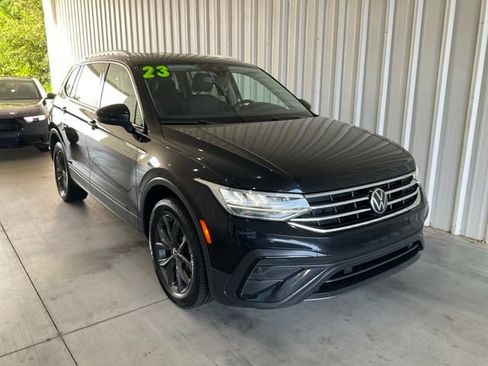 Used 2023 Volkswagen Tiguan SE FWD image 24