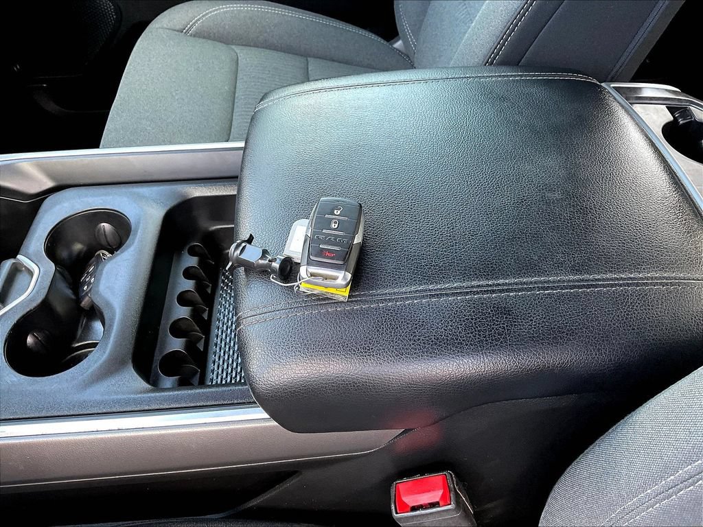 Used 2021 RAM 1500 Big Horn AWD/4WD image 38