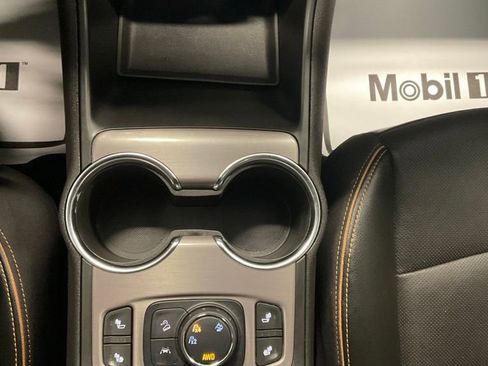 Used 2022 GMC Terrain AT4 w/ Infotainment Package II image 24