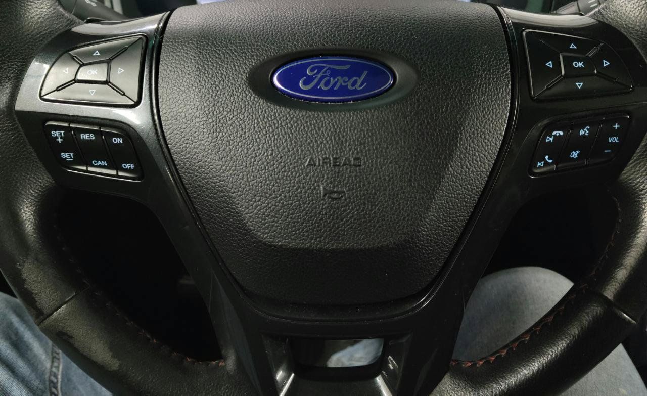 Used 2016 Ford Explorer Sport w/ Equipment Group 401A AWD/4WD image 22
