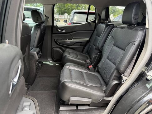 Used 2018 GMC Acadia SLT FWD image 10