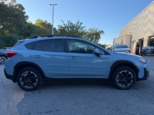 Used 2021 Subaru Crosstrek 2.0i Premium w/ Moonroof Package AWD/4WD image 6