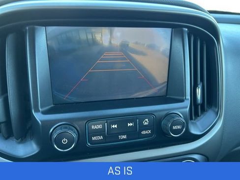 Used 2015 Chevrolet Colorado Z71 image 3