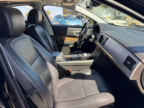 Used 2009 Jaguar XF Supercharged RWD image 35