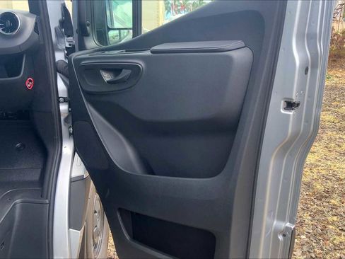 New 2025 Mercedes-Benz Sprinter 2500 image 10