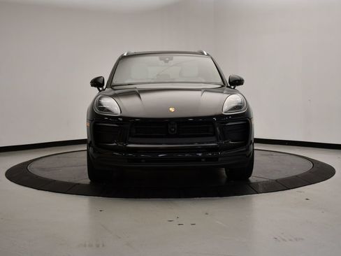 Certified 2026 Porsche Macan Turbo AWD/4WD image 10