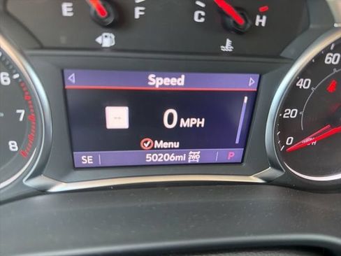 Used 2023 GMC Acadia SLE w/ Driver Convenience Package AWD/4WD image 17