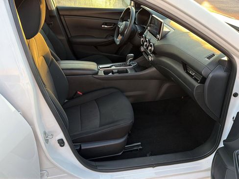 Used 2024 Nissan Sentra SV image 13