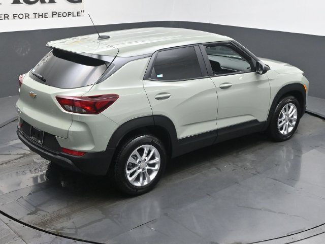 New 2026 Chevrolet TrailBlazer LS w/ LS Convenience Package FWD image 18