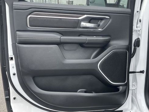 New 2026 RAM 1500 Laramie AWD/4WD image 14