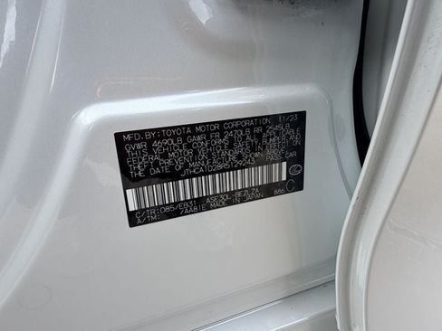 Used 2024 Lexus IS 300 w/ Comfort Package RWD image 32