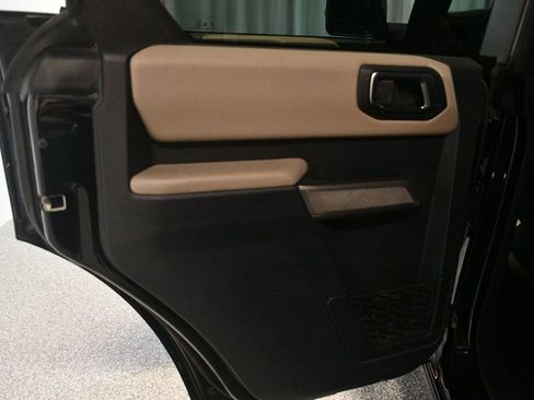 Used 2023 Ford Bronco Wildtrak AWD/4WD image 24