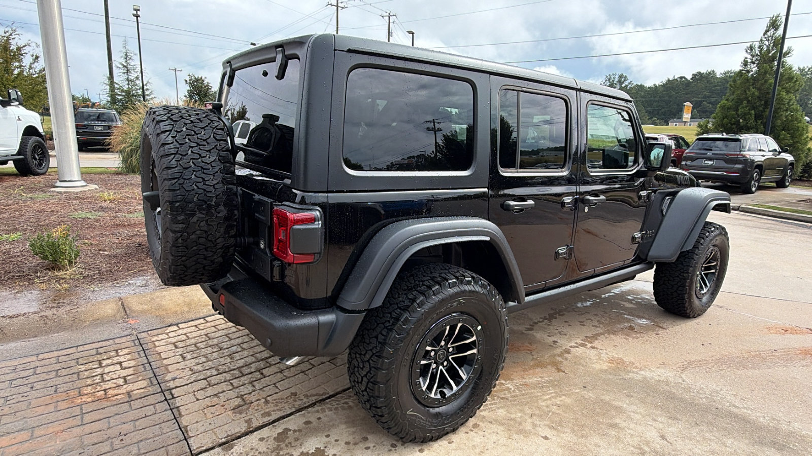 New 2027 Jeep Wrangler Unlimited Rubicon 392 AWD/4WD image 8