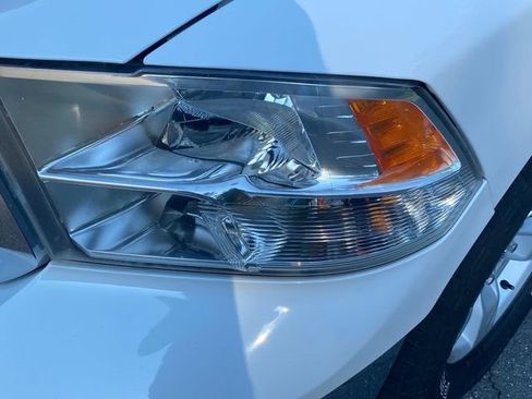 Used 2021 RAM 1500 Tradesman w/ Chrome Appearance Group RWD image 3