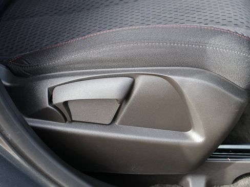 Used 2013 GMC Terrain SLE image 11