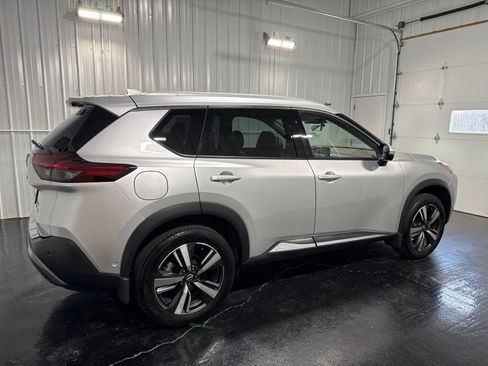 Used 2023 Nissan Rogue SL w/ SL Premium Package AWD/4WD image 3