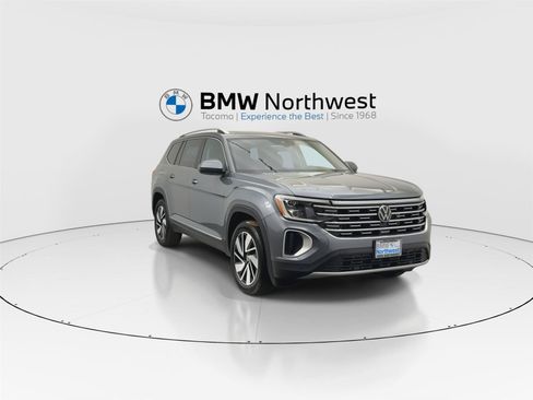 Used 2024 Volkswagen Atlas SEL AWD/4WD image 7
