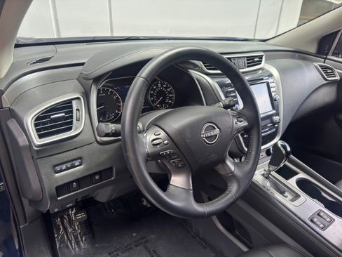 Used 2023 Nissan Murano SV FWD image 12