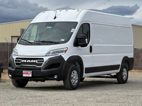 New 2026 RAM ProMaster 2500 w/ Quick Order Package 22G SLT image 7