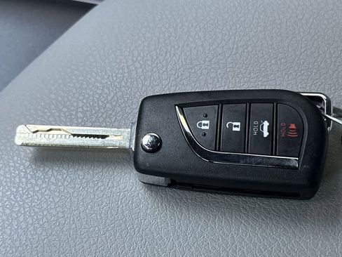 Used 2023 Toyota Camry LE image 29