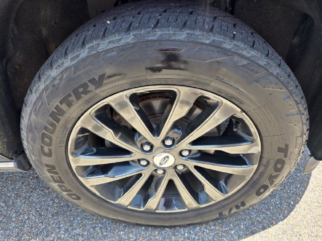 Used 2021 Ford Expedition Limited RWD image 12