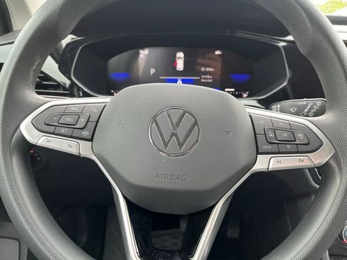 Certified 2022 Volkswagen Taos S FWD image 21