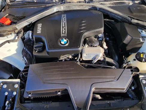 Used 2015 BMW 320i Sedan image 18