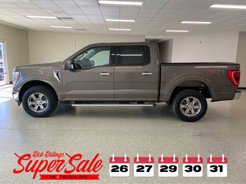 Used 2022 Ford F150 XLT w/ Equipment Group 302A High image 12