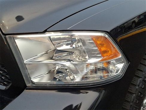 Used 2016 RAM 1500 Express image 14