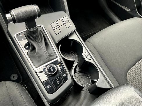 Used 2023 Kia Sportage LX image 26